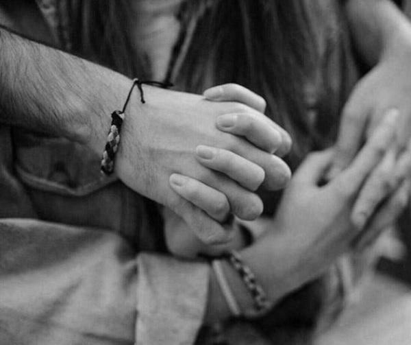 عکس سیاه سفید غمگین عاشقانه