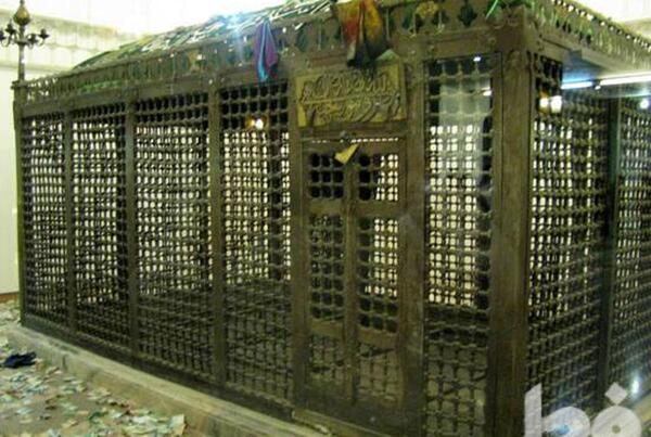 عکس امام علی در موزه آستان قدس رضوی