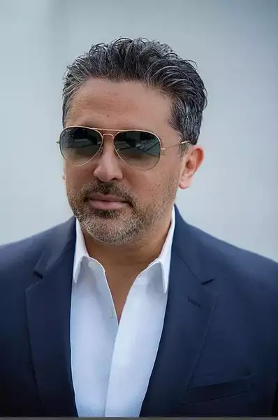 عکس پویا سالکی خواننده