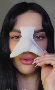 عکس لیسا با گربش