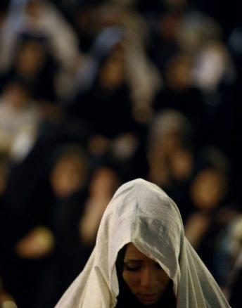 عکس دختر چادری شب قدر
