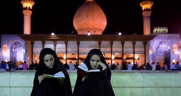 عکس دختر چادری شب قدر