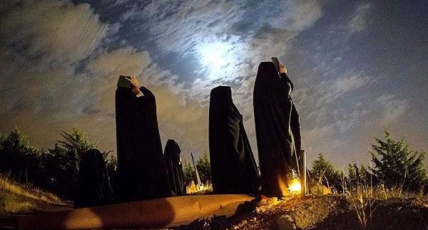 عکس دختر چادری شب قدر