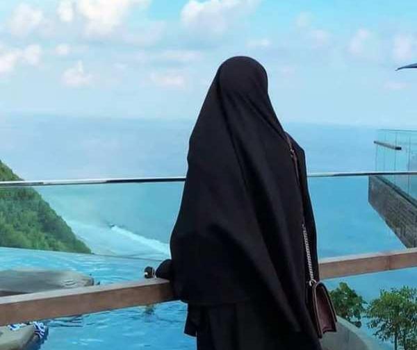 عکس دختر جوان چادری
