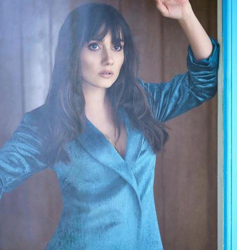 عکس بدون آرایش زینب در سریال سیب ممنوعه