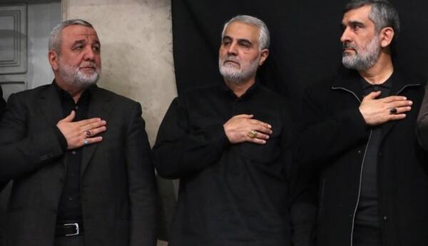عکس حاج قاسم در فاطمیه