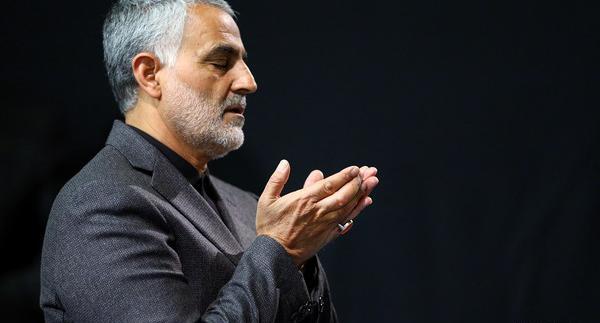 عکس حاج قاسم در فاطمیه