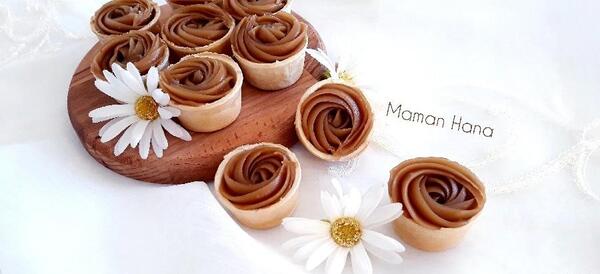 عکس حلوا در نان قیفی