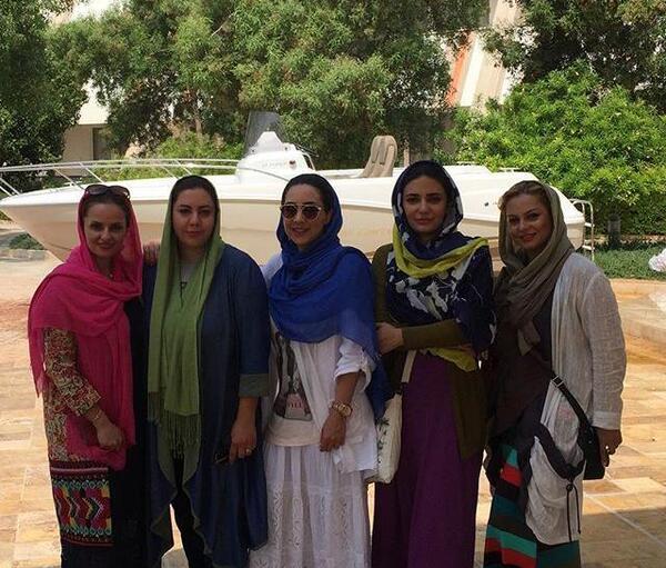 عکس لیندا کیانی در پشت صحنه