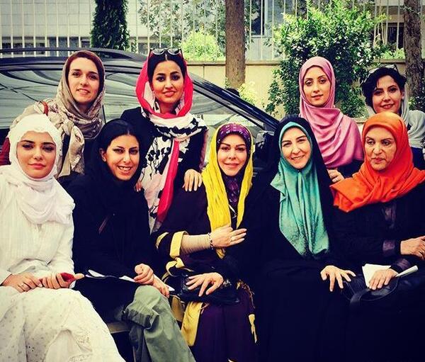 عکس لیندا کیانی در پشت صحنه