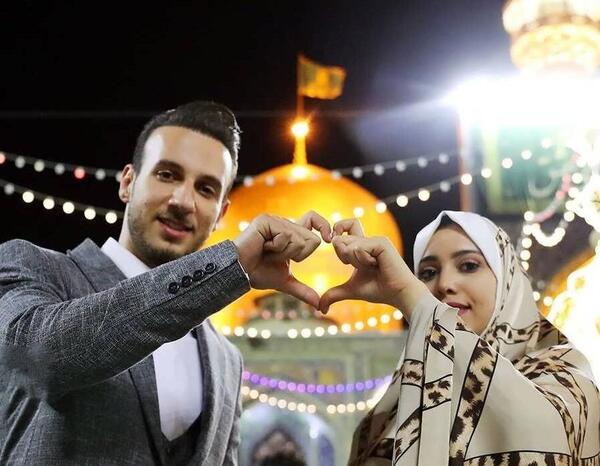 ژست عکس گرفتن در حرم امام رضا