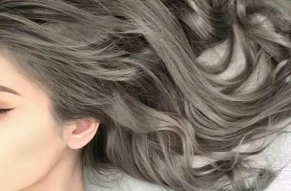 عکس رنگ مو یخی بدون دکلره