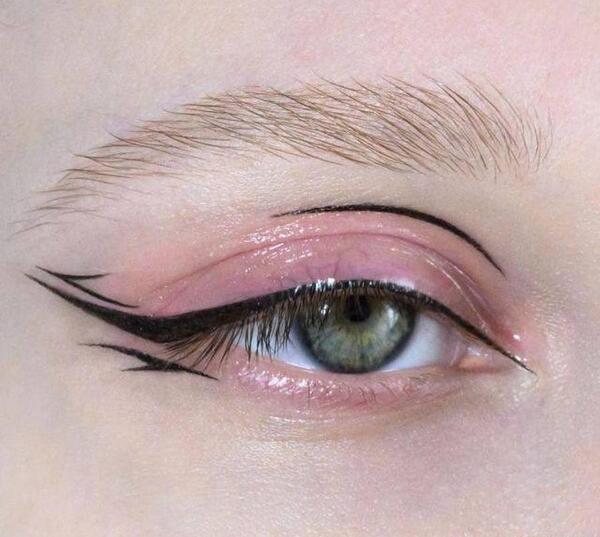 عکس کاشت مژه برای چشمهای ریز