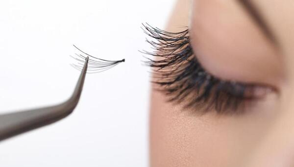 عکس کاشت مژه برای چشمهای ریز