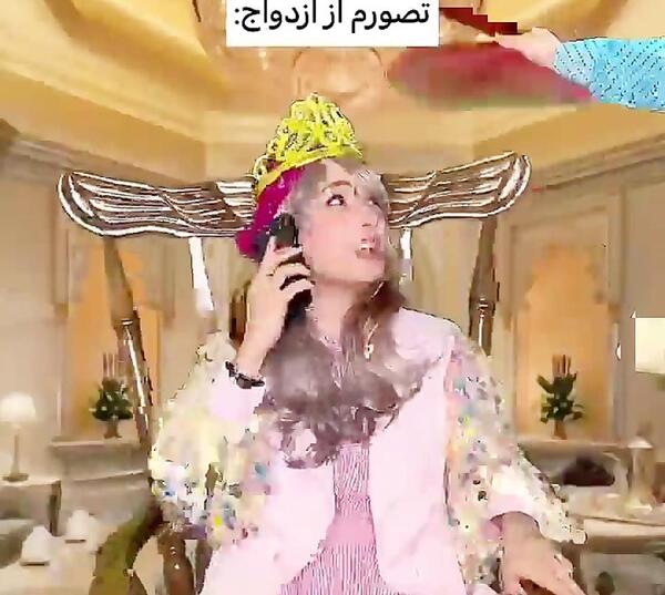 عکس با حجاب پریسا پور مشکی