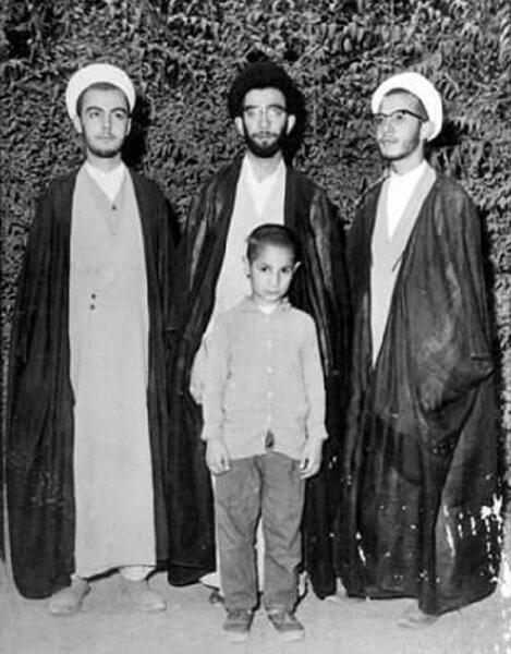 عکس رهبر جوانی