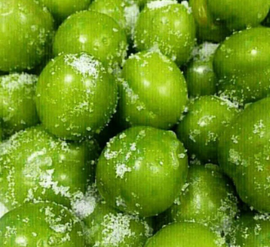 عکس گوجه سبز برای پروفایل
