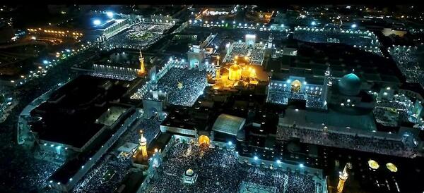 عکس هوایی حرم امام رضا در شب
