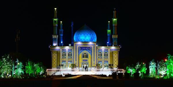 عکس هوایی حرم امام رضا در شب