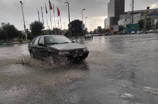 عکس بارش تگرگ شدید
