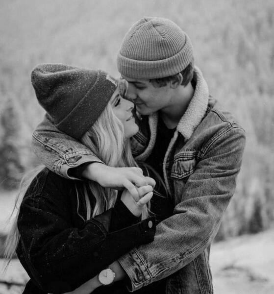 عکس پروفایل دخترونه عاشقانه سیاه سفید