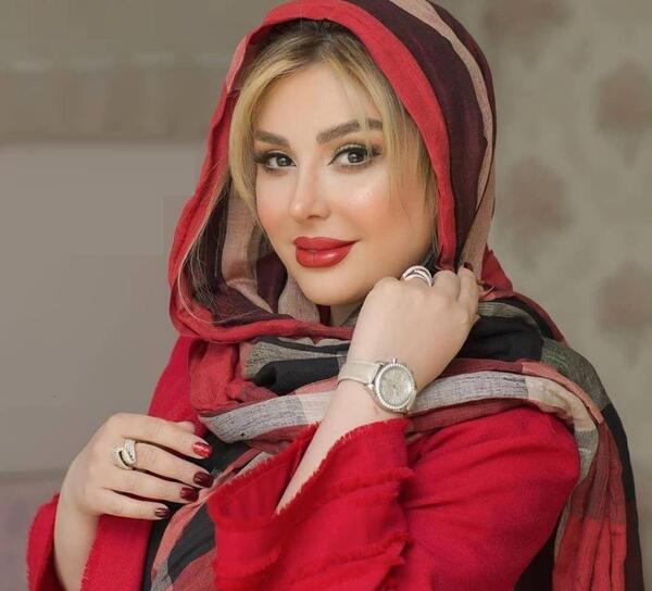 عکس بافت مو نیوشا ضیغمی