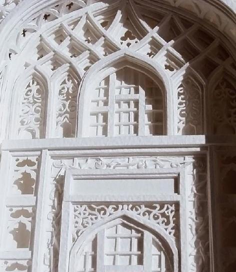 عکس برج کاغذی