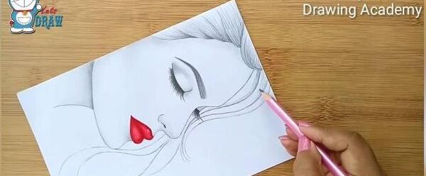 عکس نقاشی چهره نیم رخ دختر