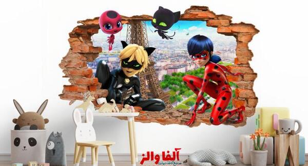عکس کاغذ دیواری دختر کفشدوزکی