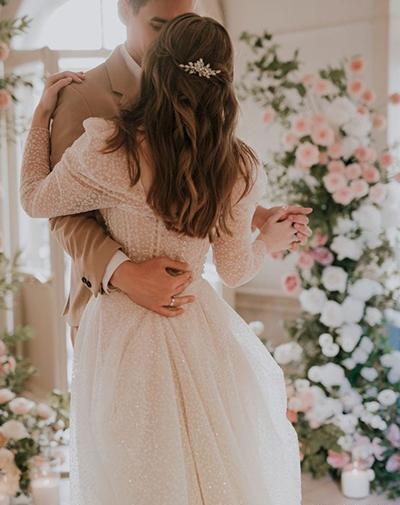 ژست عکس عقد محضری اینستاگرام