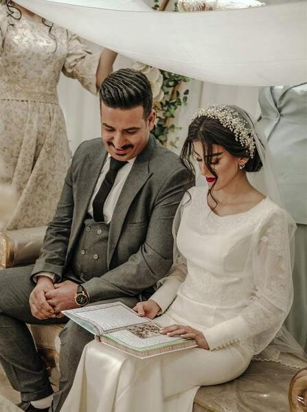 ژست عکس عقد محضری اینستاگرام