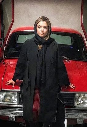عکس تصویر زمینه ماشین لاکچری