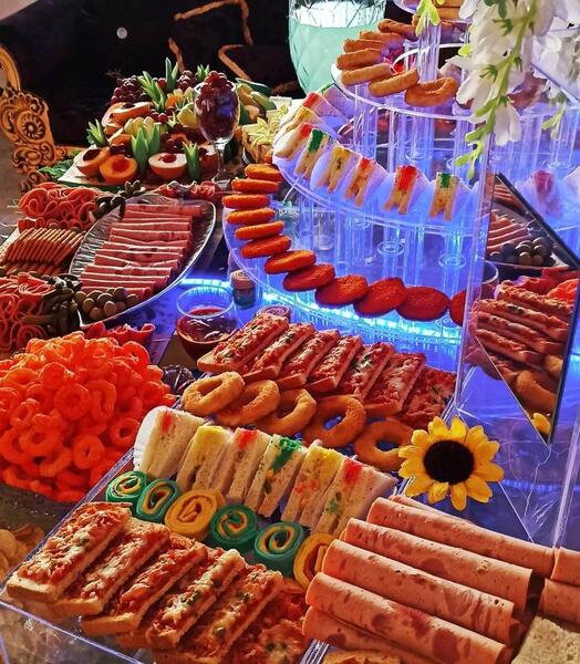 عکس های تزیین میز تولد