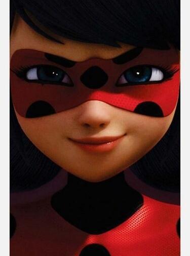 عکس از لیدی باگ