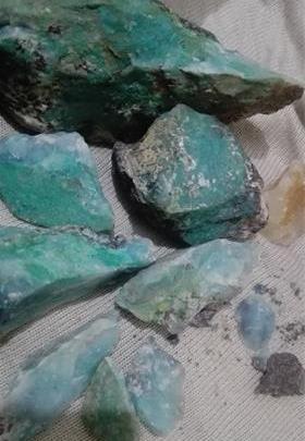 عکس سنگ آبی