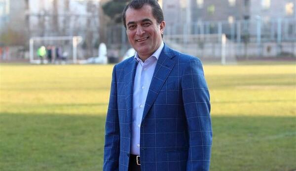 عکس خلیل زاده استقلال