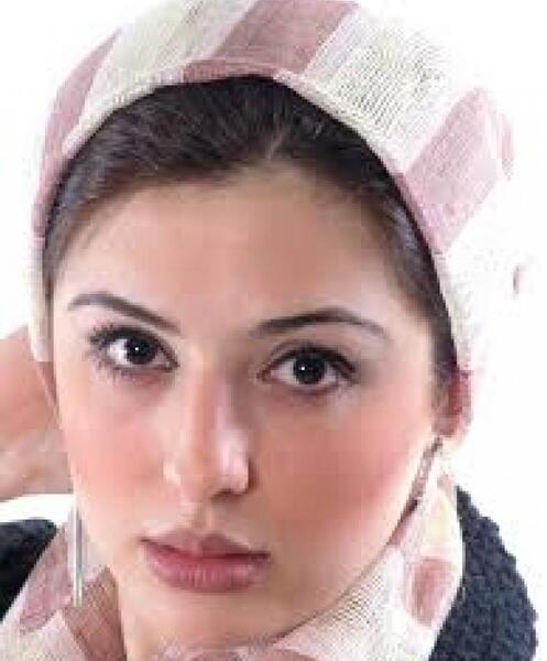 عکس پدر و مادر نیوشا ضیغمی