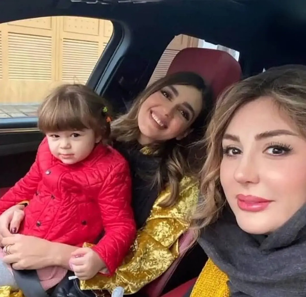 عکس پدر و مادر نیوشا ضیغمی