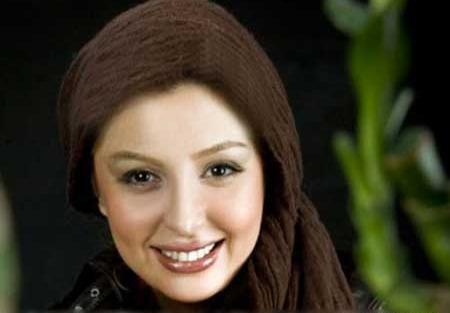 عکس پدر و مادر نیوشا ضیغمی