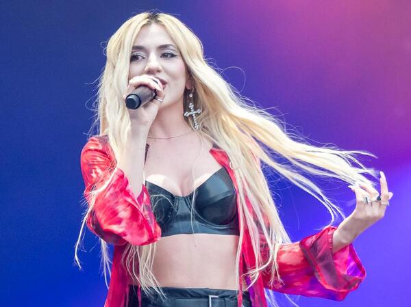 عکس های ava max
