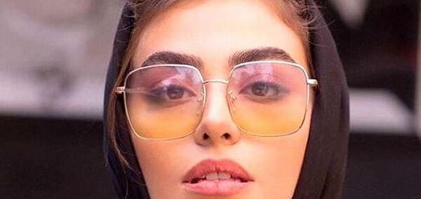 عکس ریحانه پارسا در خارج از کشور