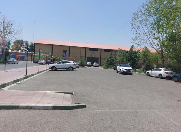 عکس ورزشگاه وحدت