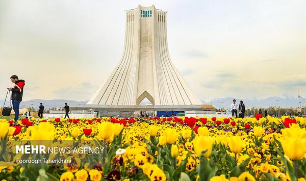 عکس برج آزادی