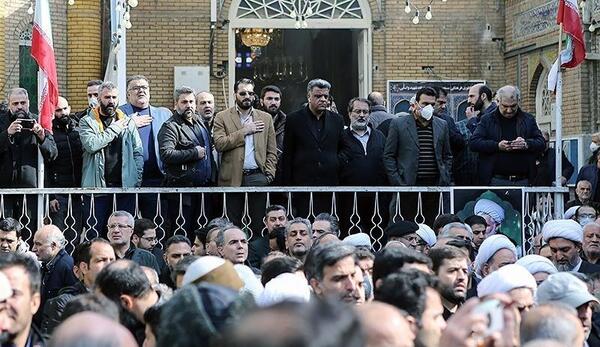 عکس صادق مقدسیان