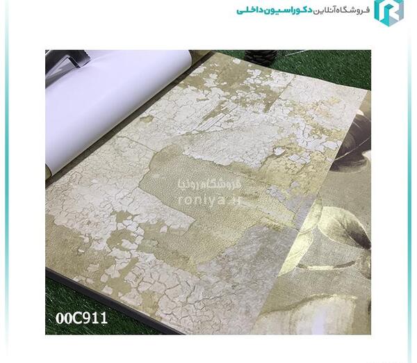 چسباندن عکس روی کاغذ دیواری