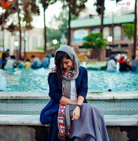 عکس تصاویر ژست عکاسی دخترانه