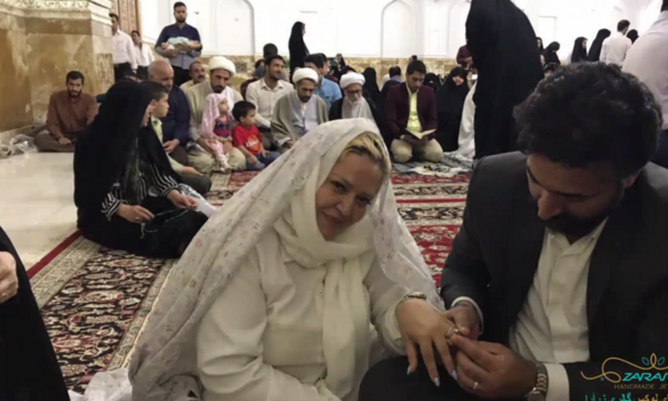 عکس بهاره در مراسم ختم