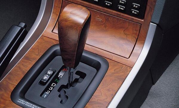 عکس ماشین ssangyong musso