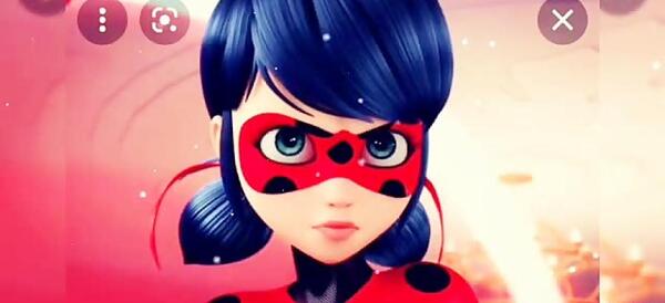 عکس لیدی باگ بی رنگ