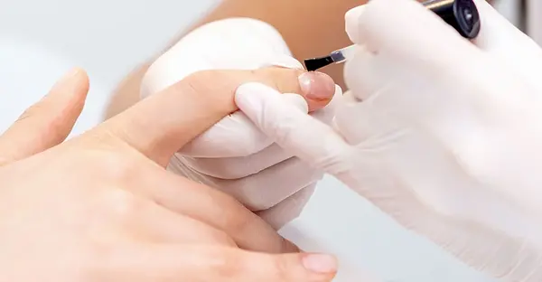 عکس ژلیش ناخن چیست